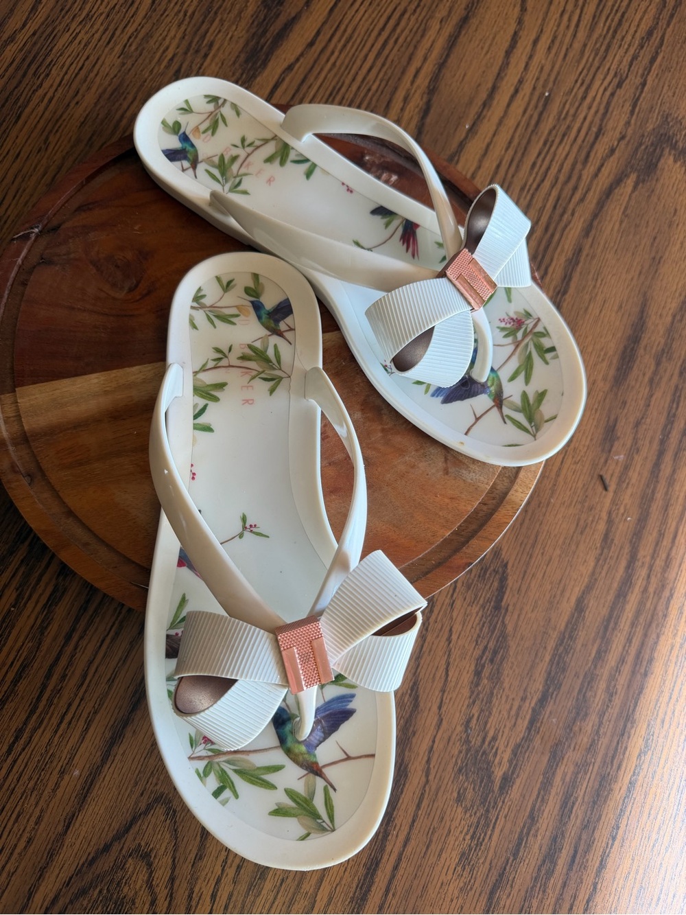 Ted Baker Ivory Jelly Sandals with Rose Gold Bow Accent - Picture 4 of 5